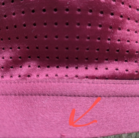 NWT Victoria's Secret Lightweight Mesh Medium Support Strappy Sports Bra 34B - Picture 5 of 5